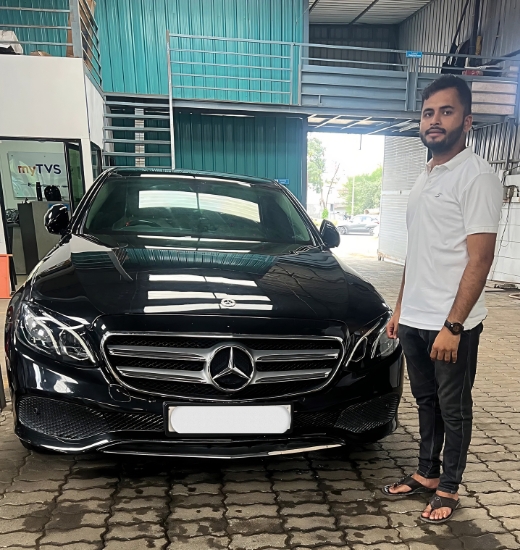Luxury car service center in Pune.