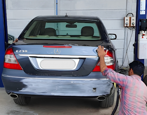 Paint quality inspection after polishing at Auto Clinic