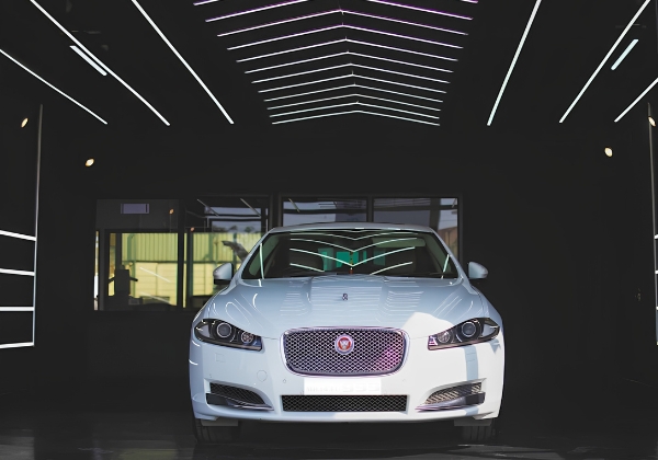 Luxury car polishing in Pune.